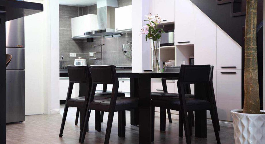 咸阳装潢公司带来经典黑白灰色调案例