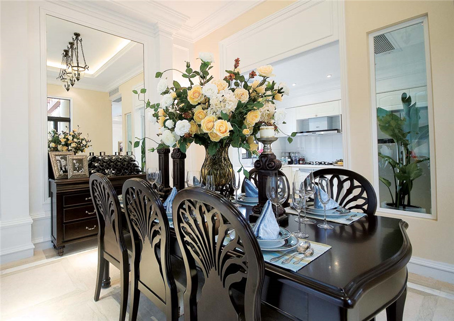 餐厅的装修设计应该怎么进行？