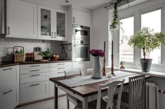 68㎡真实北欧人家，明亮大餐厨让人羡慕