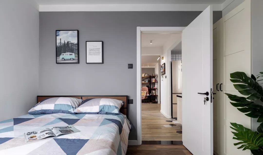 94㎡北欧小婚房，灰+粉色细腻小清新