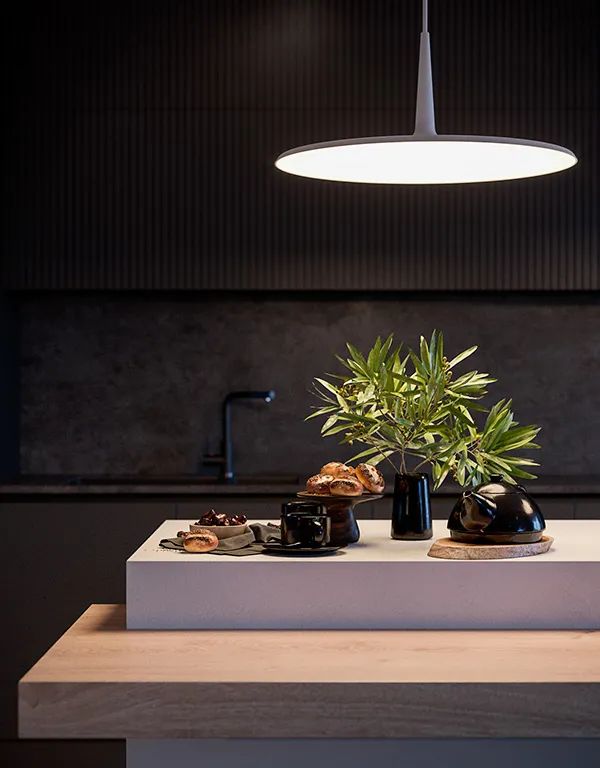 黑白灰色调的三室一厅，这样设计太有格调了！