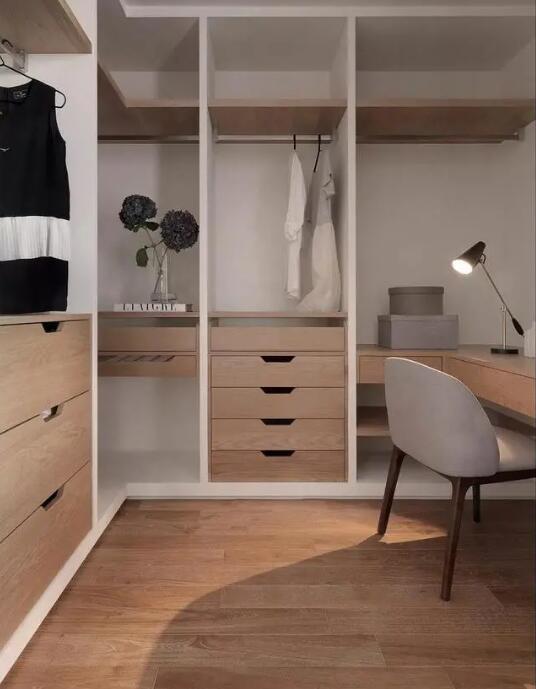 灰白+木色极具现代感的时尚灰空间