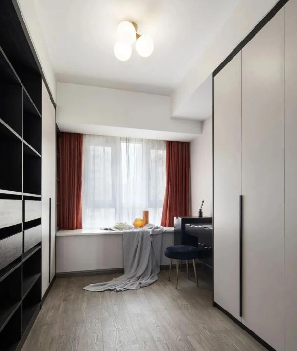 现代简约敞亮，轻奢风格的装修，简约大气