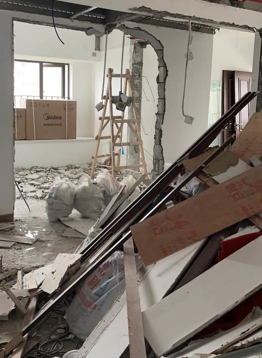 装修翻车现场，直接给我气笑了