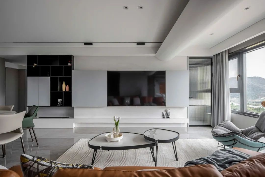 空间尺度的无限延伸