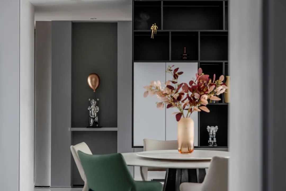 空间尺度的无限延伸