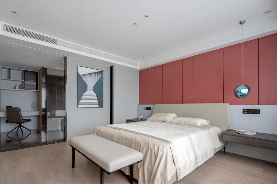 空间尺度的无限延伸