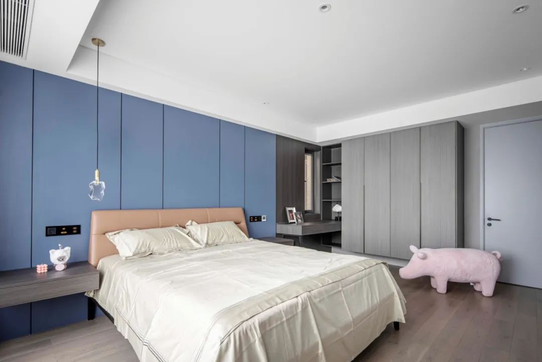 空间尺度的无限延伸