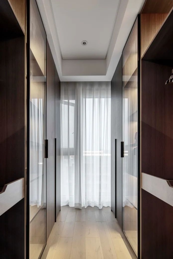 空间尺度的无限延伸