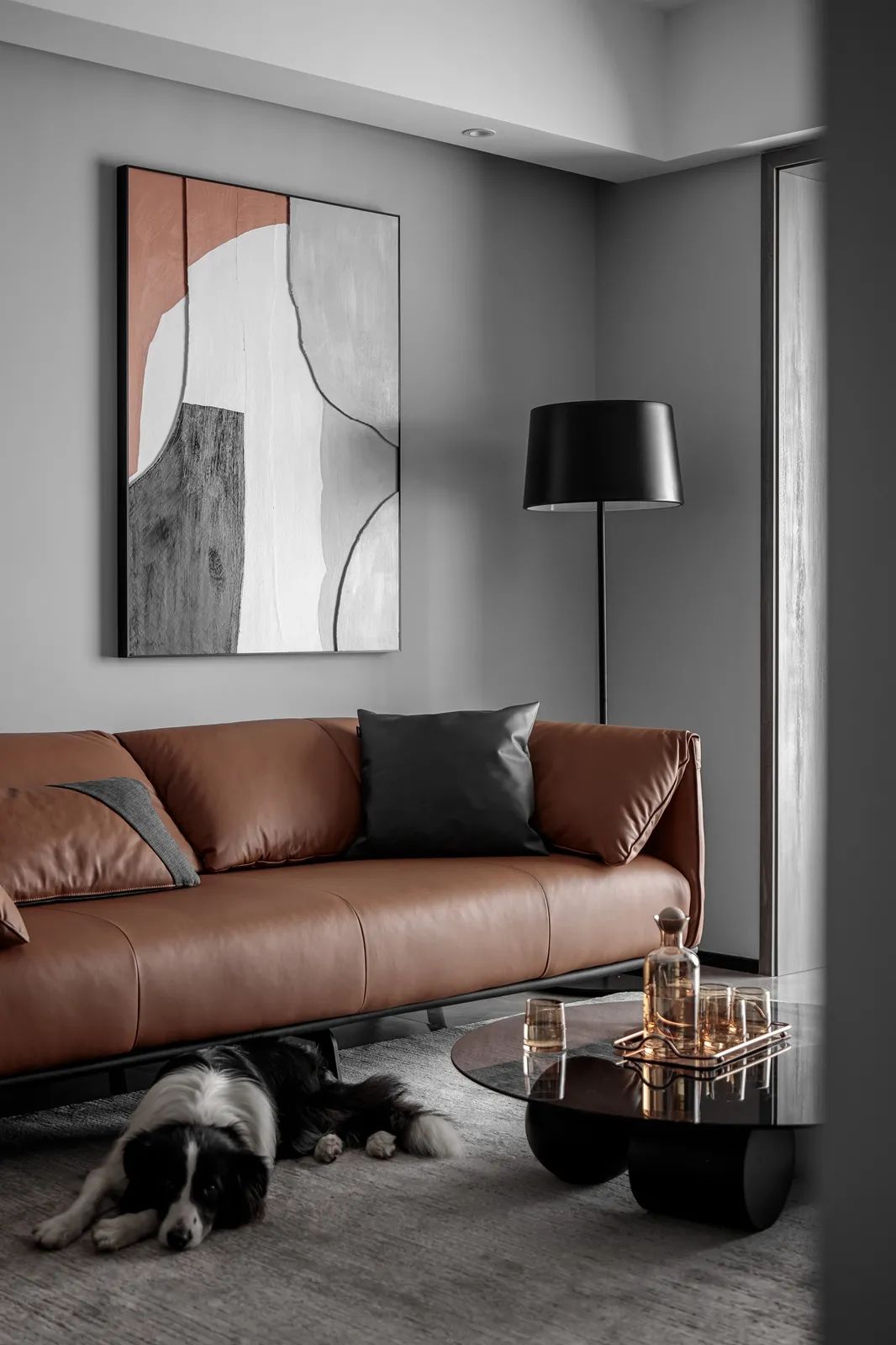 130㎡四室改两室，诠释大地色极简之美