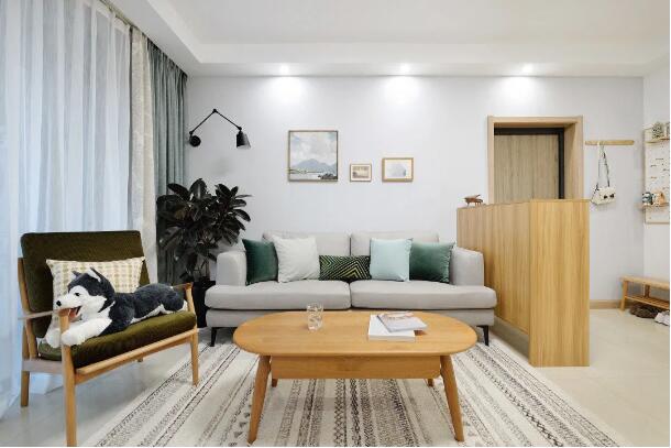 极简还是极穷风格？