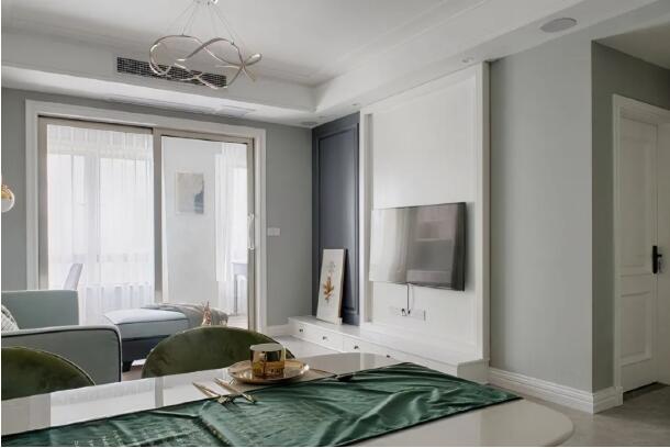 装修效果温馨大气又舒适，入户第一眼就被迷住了