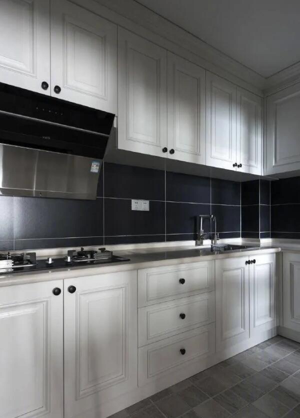 装修效果温馨大气又舒适，入户第一眼就被迷住了