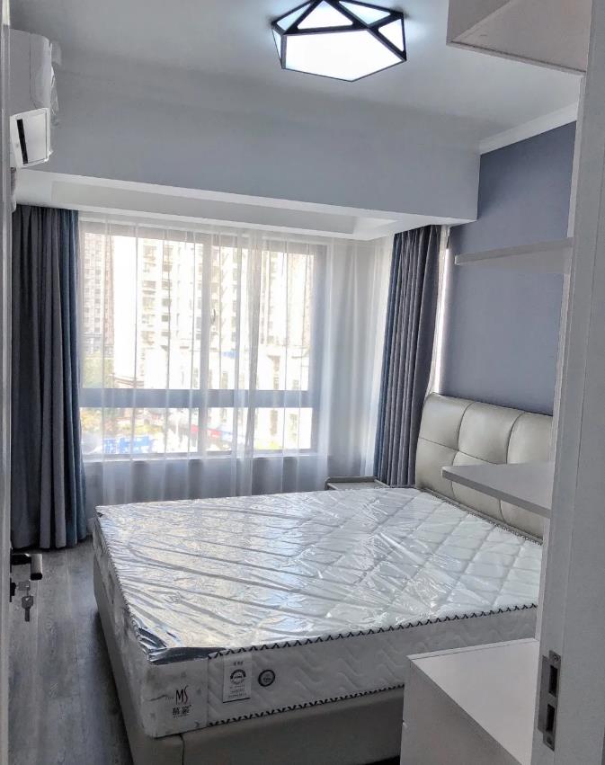 这才是年轻人想要的装修效果，简单好看又舒适，作为婚房刚刚好！