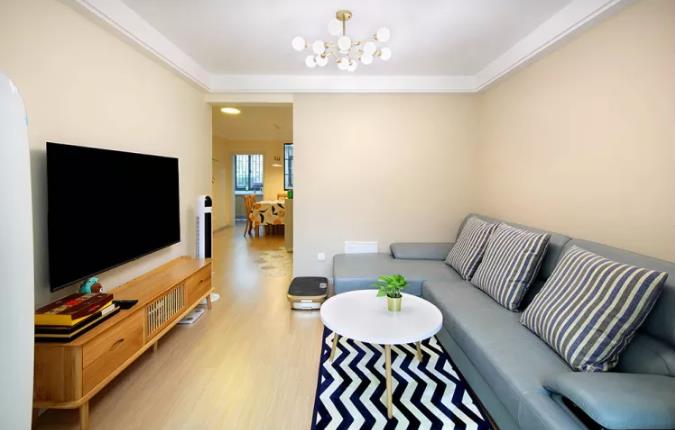 75㎡两居室新房，简约为主的装修效果，温馨自然，更贴近生活