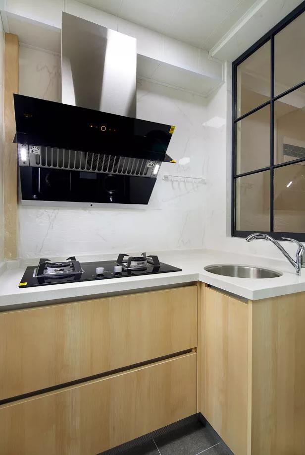 75㎡两居室新房，简约为主的装修效果，温馨自然，更贴近生活