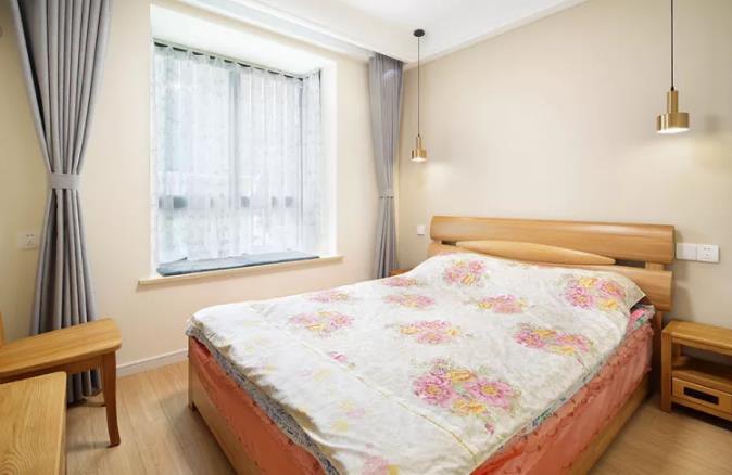 75㎡两居室新房，简约为主的装修效果，温馨自然，更贴近生活