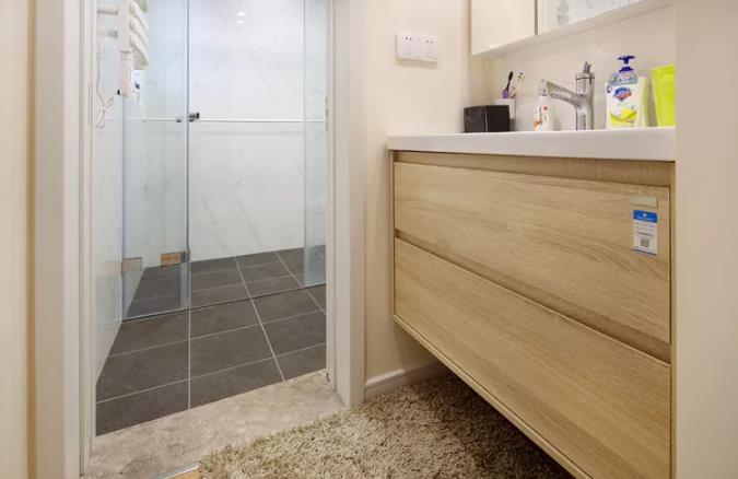 75㎡两居室新房，简约为主的装修效果，温馨自然，更贴近生活