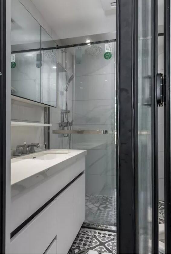 110㎡现代主义3室2厅，呈现出简约、休闲的都市格调！