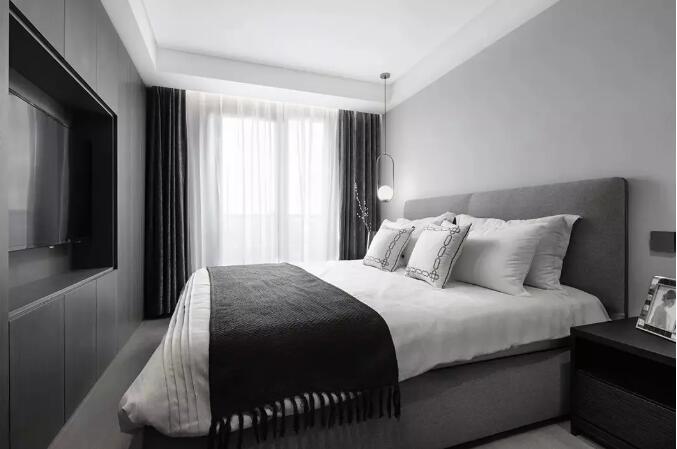 天花吊平顶+无主灯设计