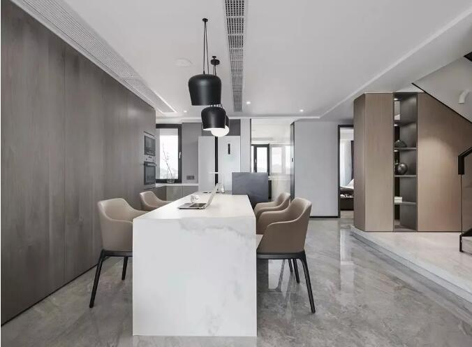 天花吊平顶+无主灯设计