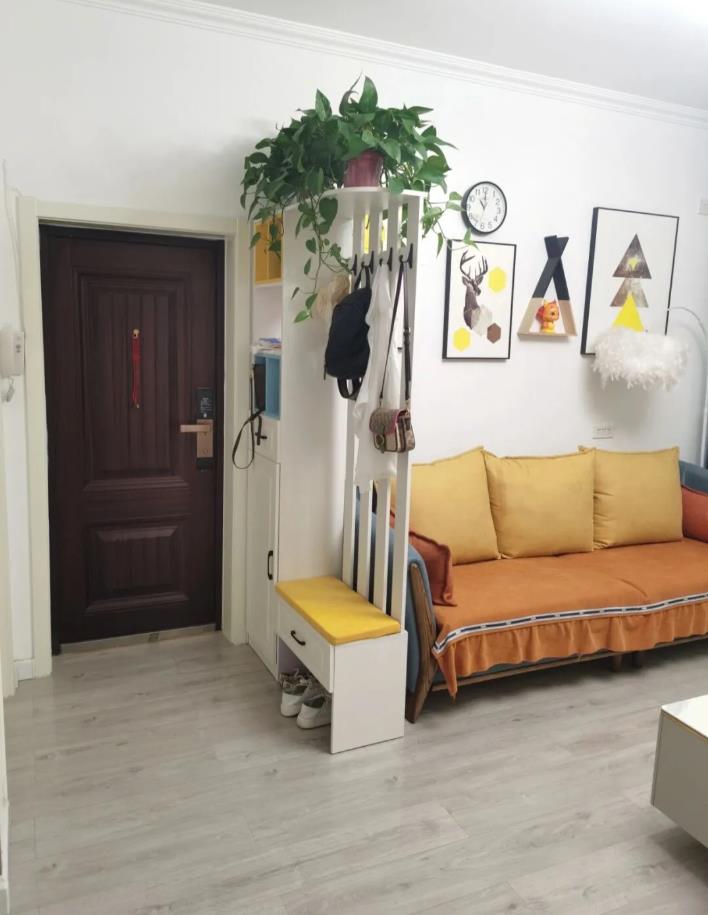 这才是真正的极简风装修，不吊顶不做电视墙，看完全屋，我羡慕了