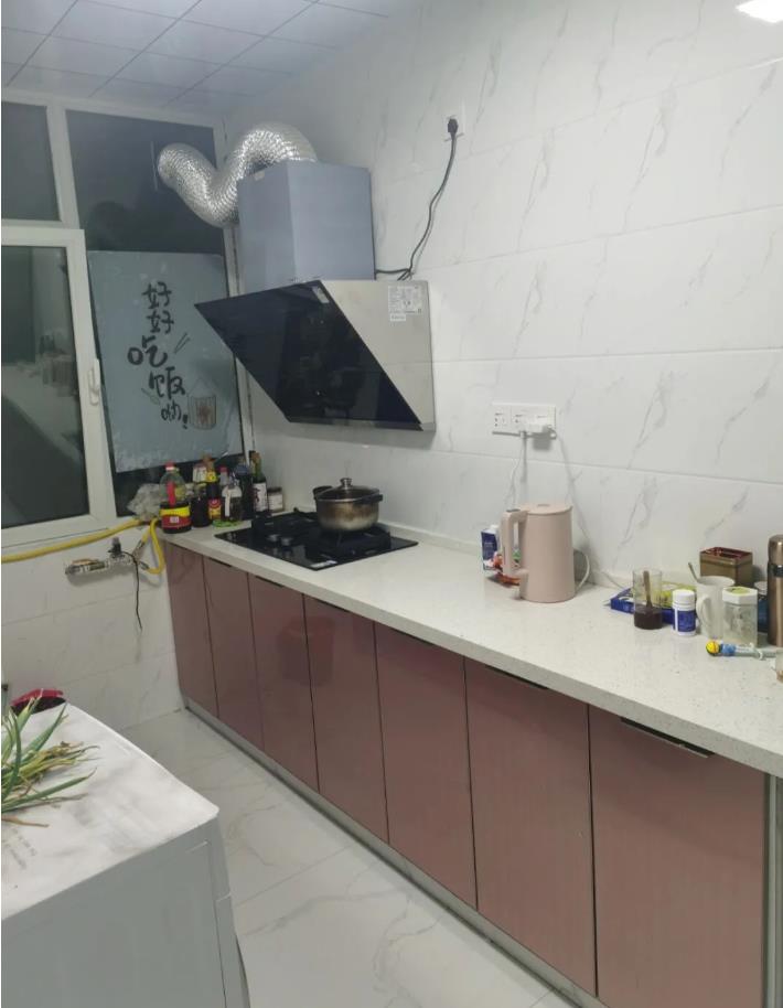 这才是真正的极简风装修，不吊顶不做电视墙，看完全屋，我羡慕了