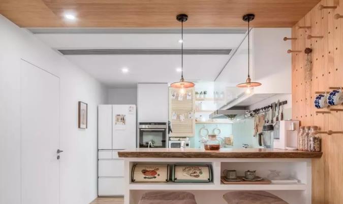 74平的原木风小户型二居室，喜欢这种简洁的设计