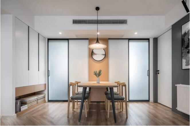 极简三居室最少元素打造出高质量的空间设计