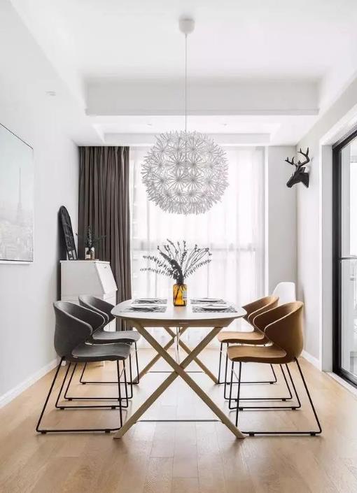 北欧风三居室，有颜色的背景墙就是不一样，时尚又好看