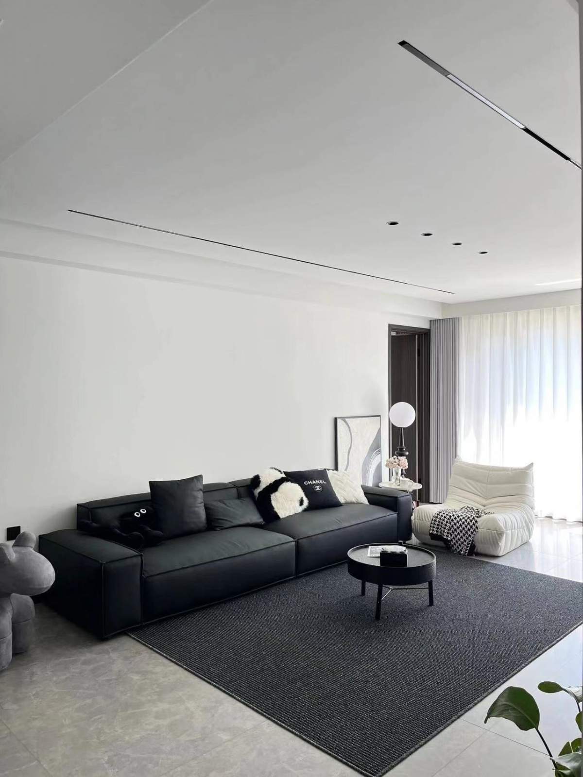 清渭公馆144平—现代黑白灰风格