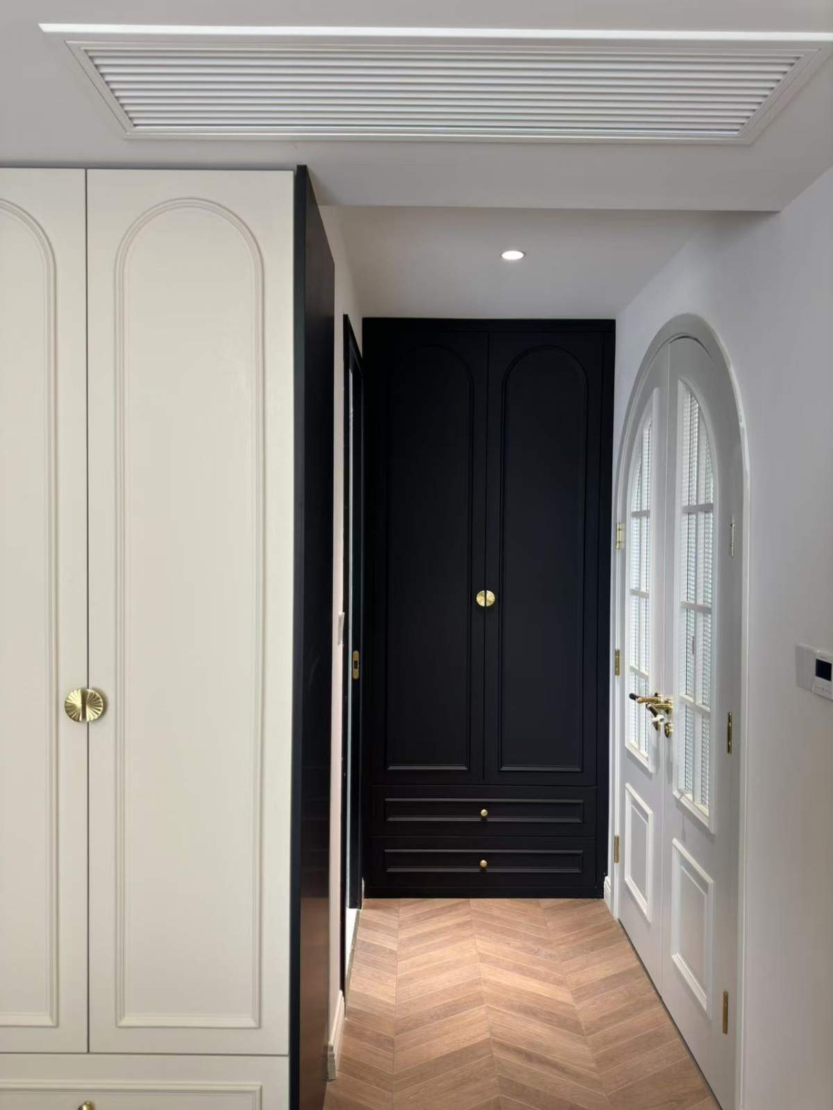 咸阳装修案例中央首府170平—法式复古风格