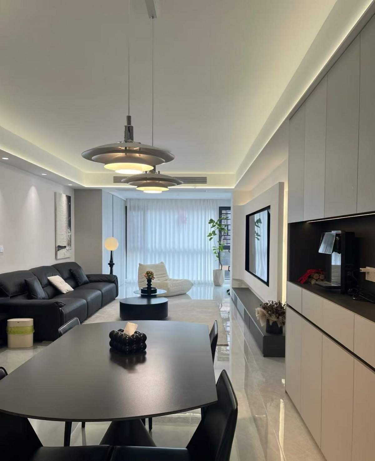 天地源珺樾坊105平—黑白灰风格