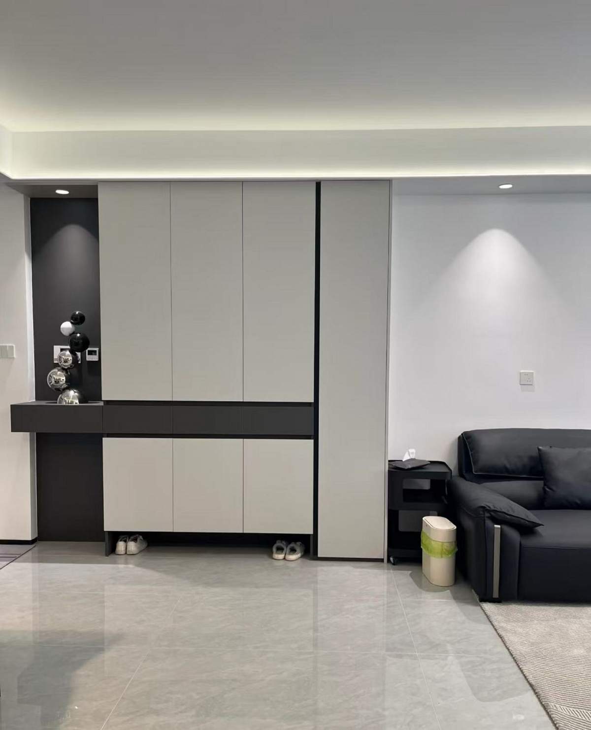 天地源珺樾坊105平—黑白灰风格