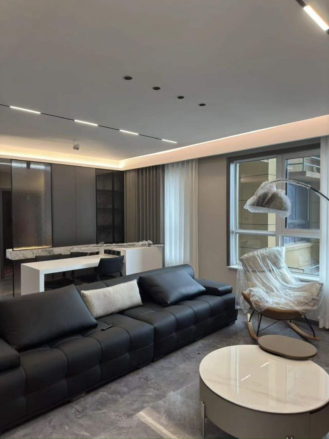 清渭公馆125平——黑白灰风格